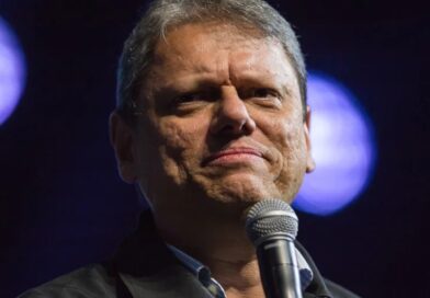 Governo Lula minimiza tentativa de Tarcísio de negociar com EUA e vê ação para reduzir críticas