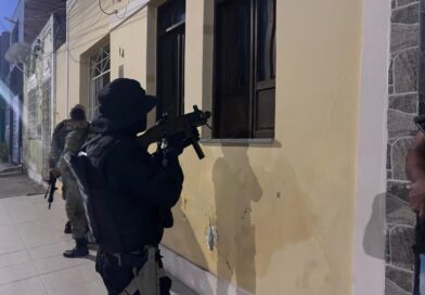 Mandatos de prisão e de buscas são cumpridos contra investigados por roubos e trafico de drogas em Ipirá