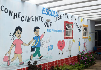 Prefeitura de Baixa Grande reforma Creche do Novo Horizonte com artes de Didi, que encantam crianças