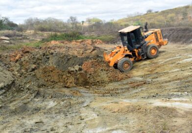 Em 30 dias, Prefeitura de Baixa Grande limpa mais de 200 aguadas na zona rural do município