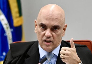 Moraes pede comprovação do histórico clínico de Augusto Heleno